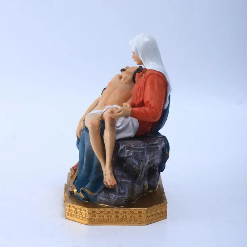 Statue La Pietà