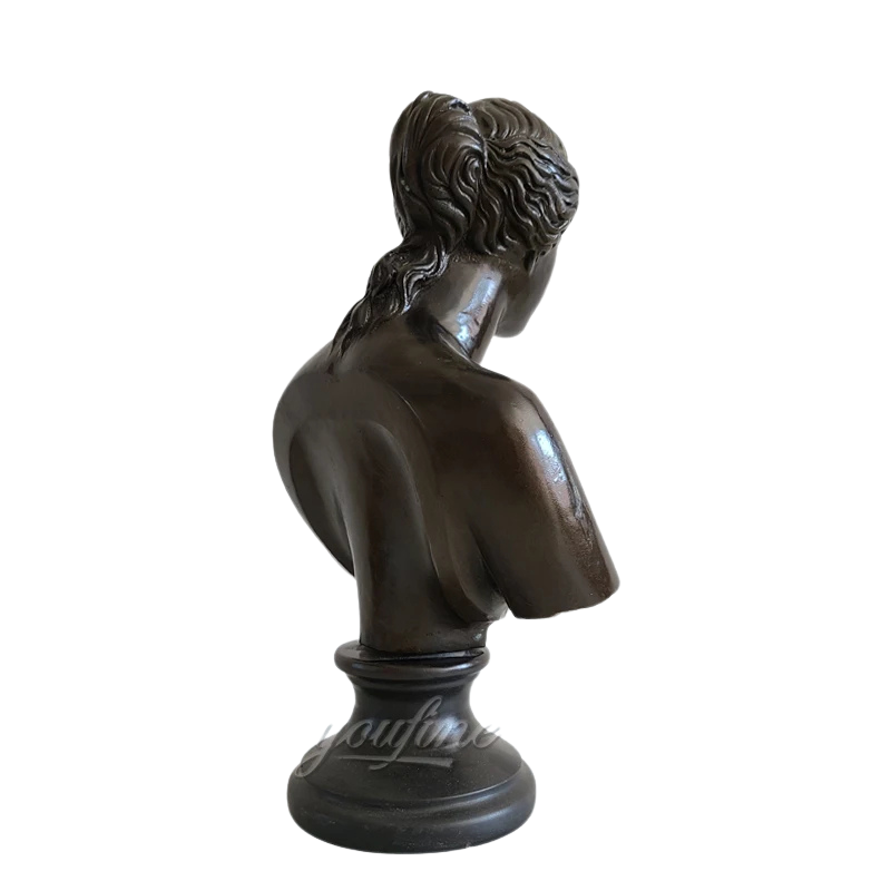 Statue du buste d'Aphrodite