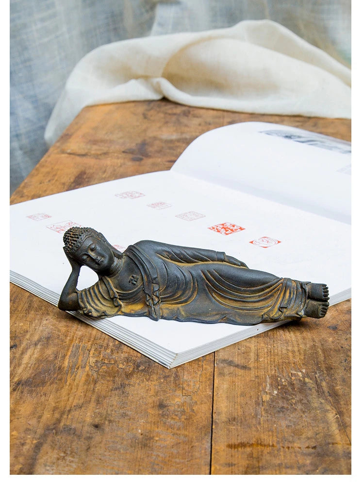 Statue Bouddha allongé