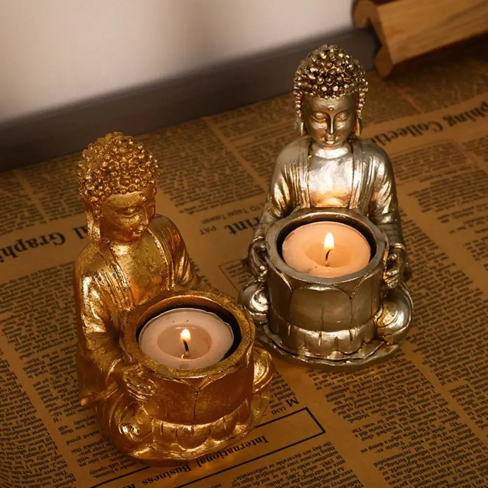 Statue Bouddha avec bougie